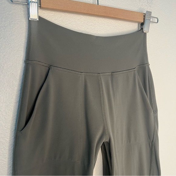 Lululemon Align Jogger Crop green 2 - Picture 2 of 12